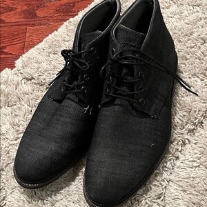 B2 Black Chukka Boots for Men